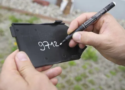 Перманентный белый маркер Pica-Marker 532/52 Instant White