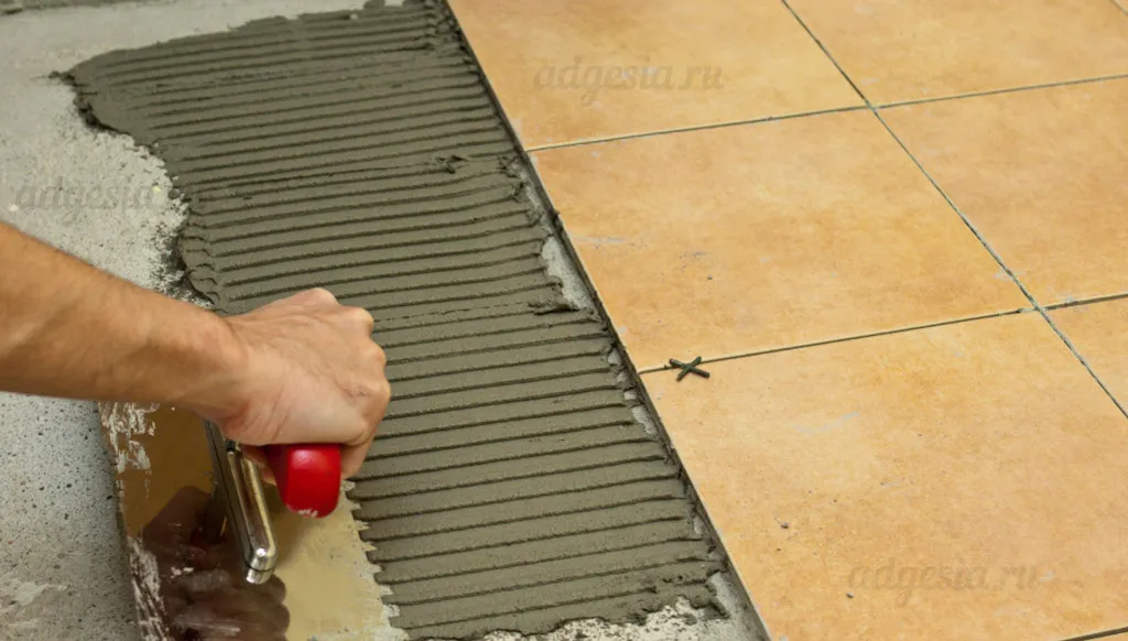 ukladka-keramogranita-na-klei-litofloor-k66